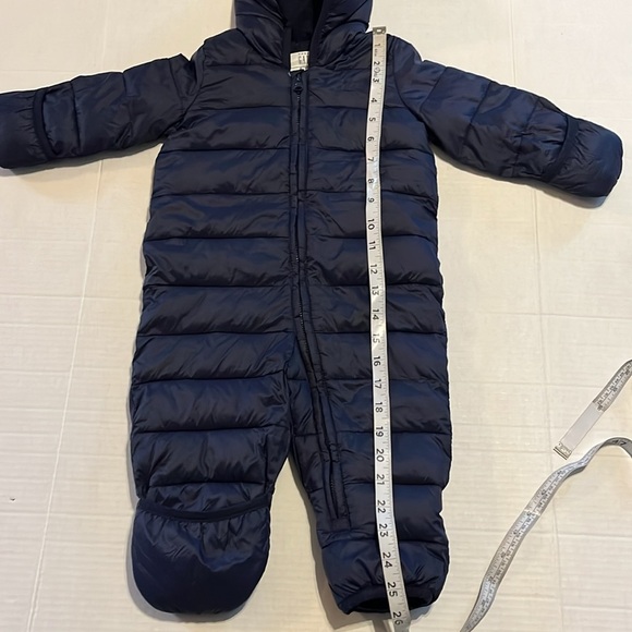 Gap-6-12 months baby-navy blue-fully lined, hooded, quilted shell, snowsuit. - Picture 12 of 12